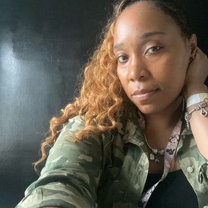 Meet your Posher, Jacquella